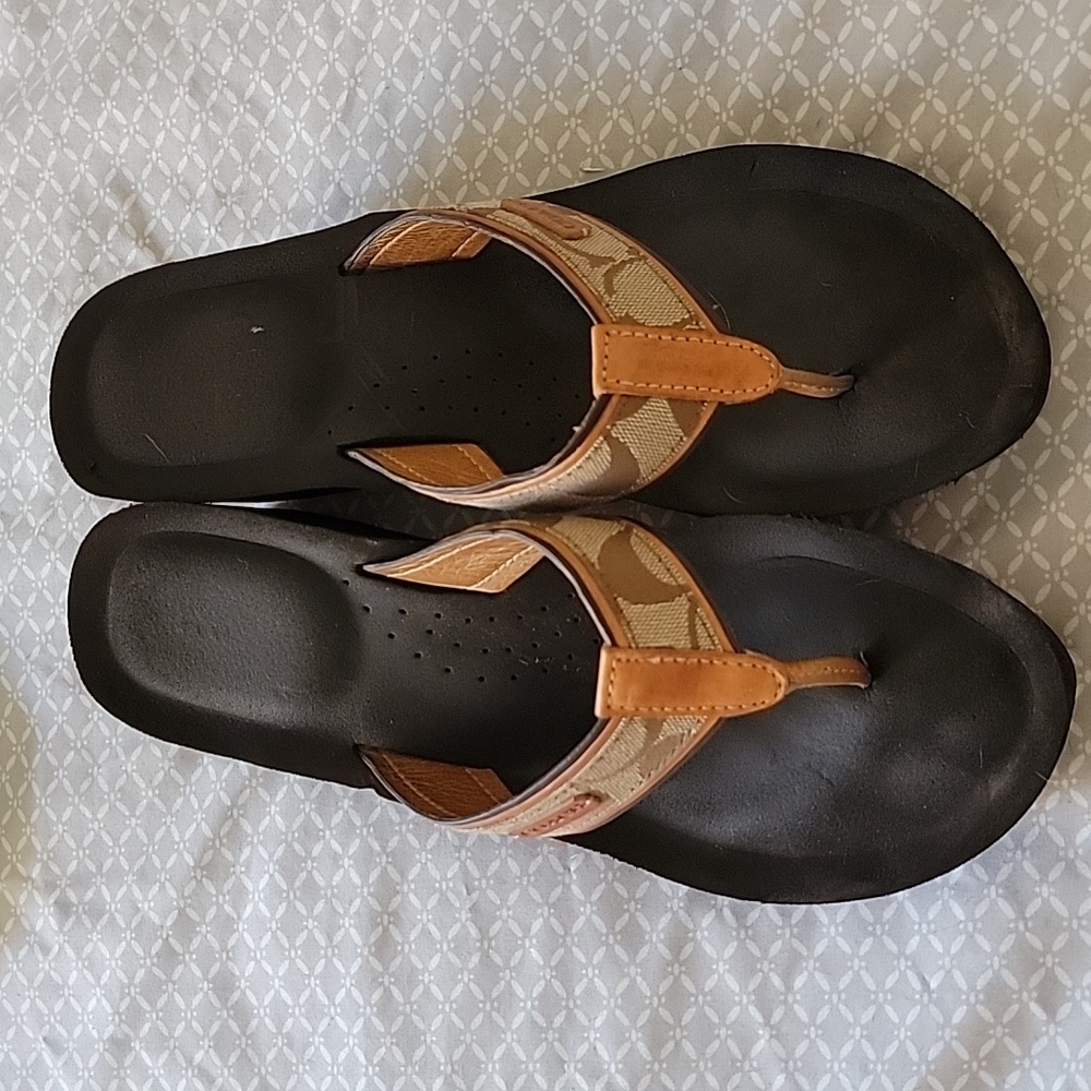 Coach signature women's mid height wedge thong sandals